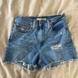 Levi’s high rise shorts